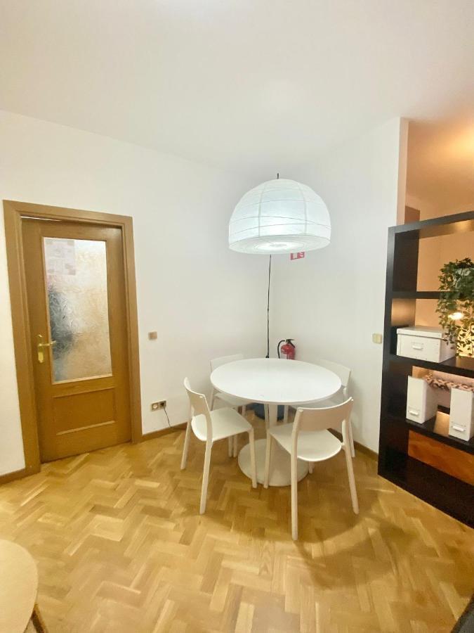 Apartamento Centro Barrio Embajadores 01